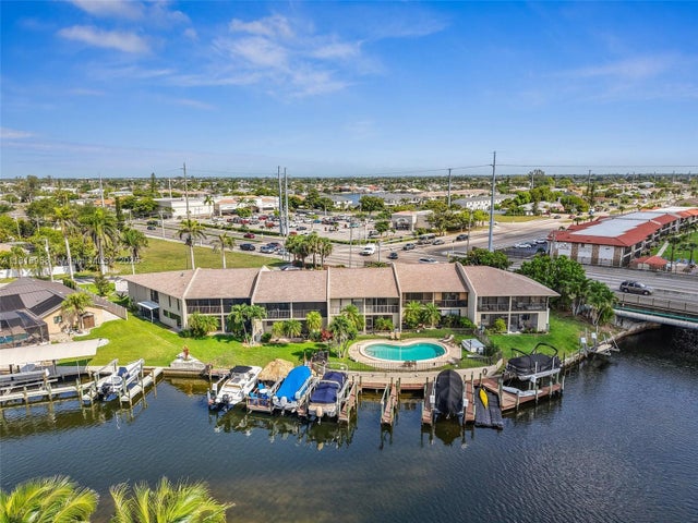 2 of 47 - 4803 Sw Santa Barbara Ct 5, Cape Coral, FL