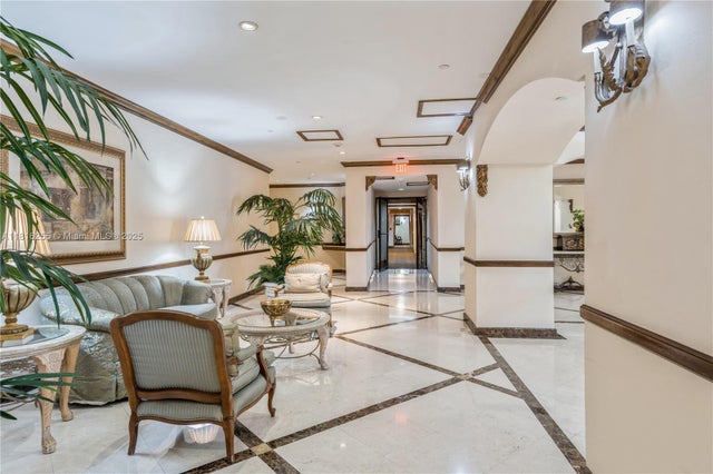 3 of 34 - 18151 Ne 31st Ct 205, Aventura, FL