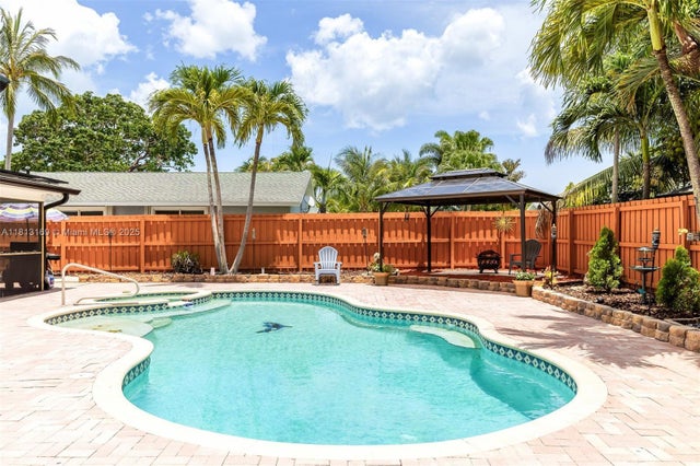 2 of 57 - 4380 Butternut St, Palm Beach Gardens, FL