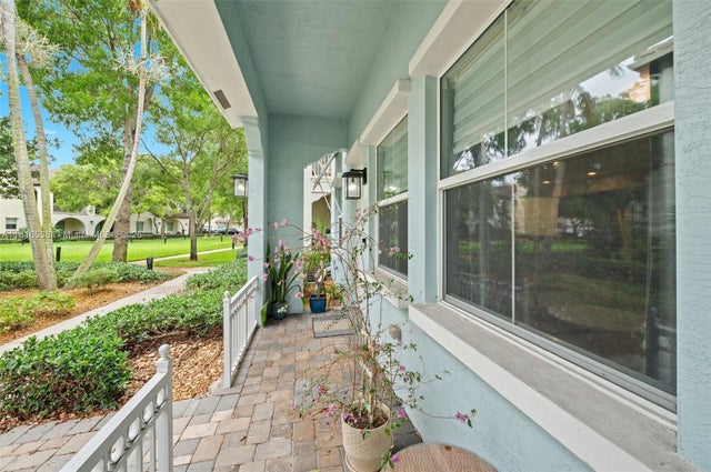 5 of 32 - 4164 Cascada Cir, Cooper City, FL