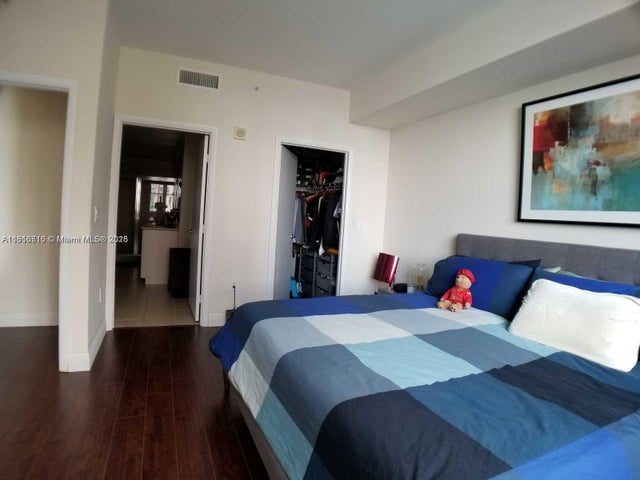 4 of 17 - 3340 Ne 190th St 608, Aventura, FL