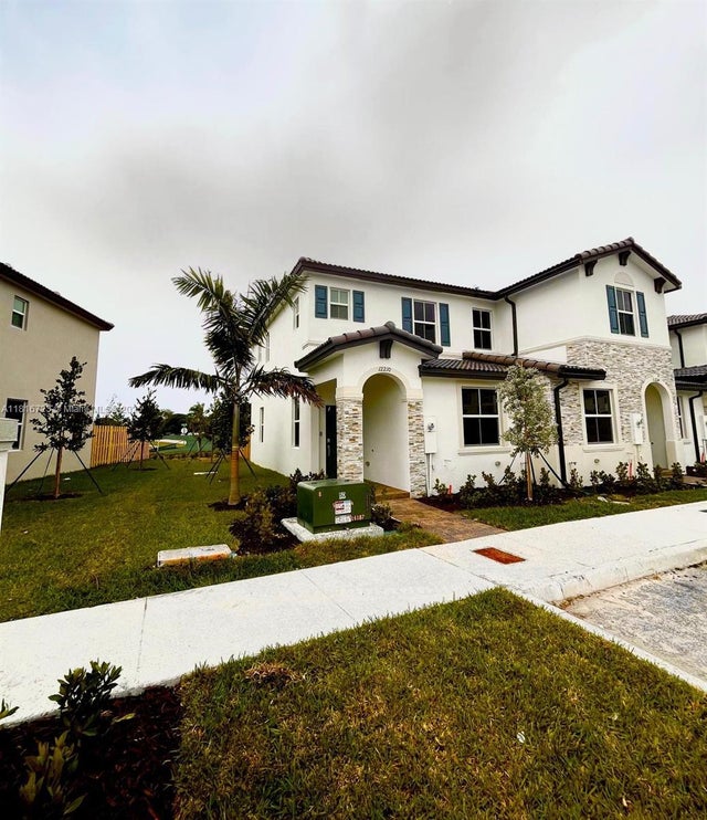 1 of 40 - 12210 Nw 24th Pl, Miami, FL