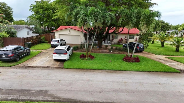 3 of 50 - 400 Nw 41st Ave, Coconut Creek, FL