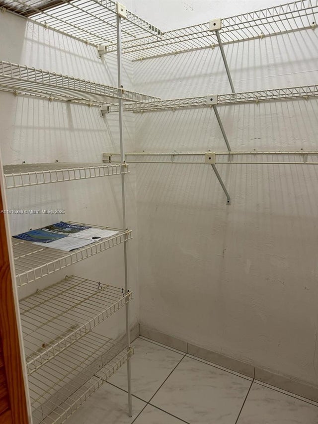 5 of 16 - 1747 Rodman St 203, Hollywood, FL