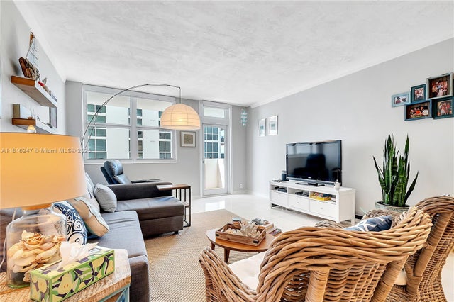 4 of 21 - 4250 Galt Ocean Dr 7d, Fort Lauderdale, FL