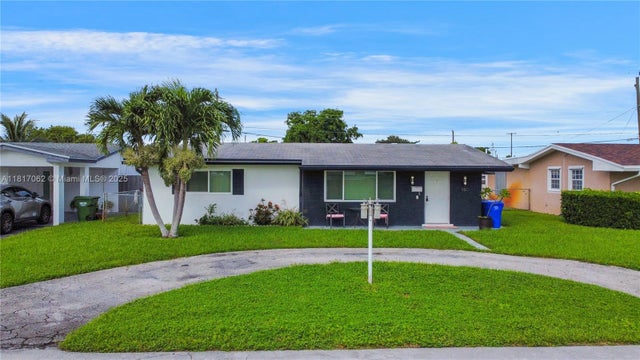 2 of 24 - 1160 Nw 79th Ter, Pembroke Pines, FL
