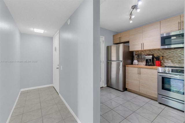 4 of 27 - 2704 Nassau Bnd J2, Coconut Creek, FL