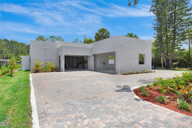 1 of 63 - 1902 Della Dr, Naples, FL