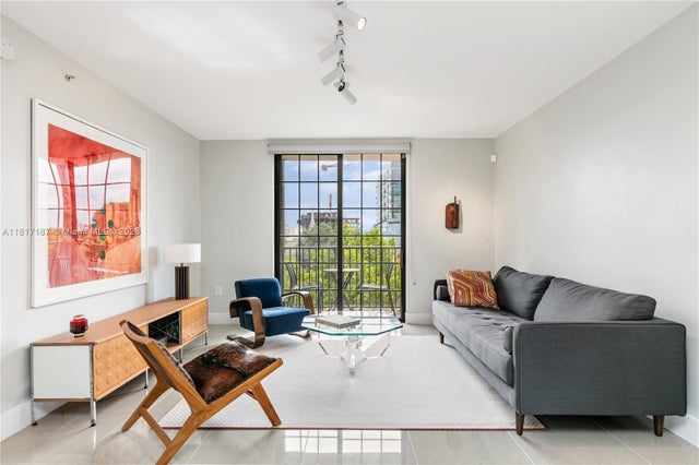 1 of 26 - 1900 Van Buren St 407b, Hollywood, FL