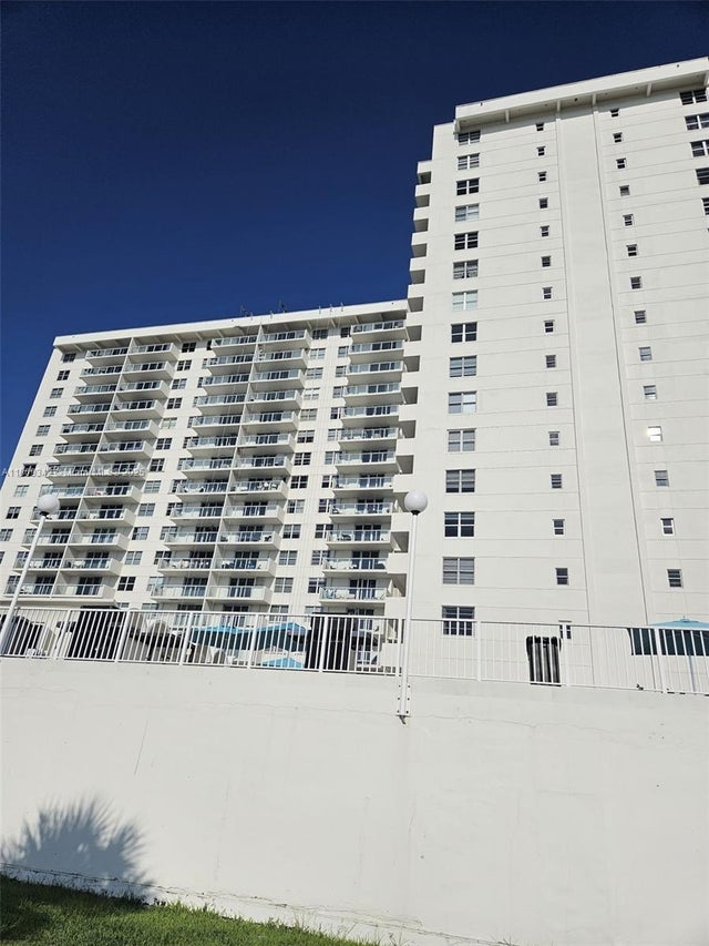 1 of 21 - 5701 E Collins Ave Ph10, Miami Beach, FL
