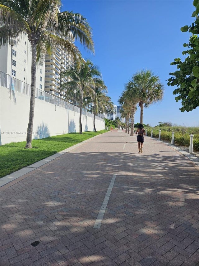 2 of 21 - 5701 E Collins Ave Ph10, Miami Beach, FL