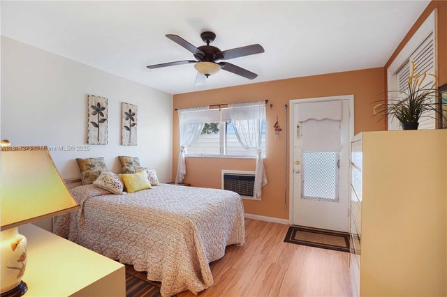 4 of 20 - 820 Sw 11th Ave 18b, Hallandale Beach, FL