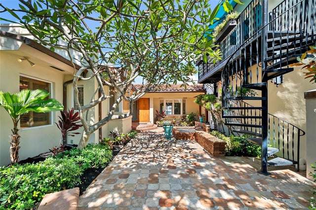4 of 32 - 325 Bontona Ave, Fort Lauderdale, FL