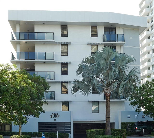 1 of 26 - 5845 Collins Ave 304, Miami Beach, FL