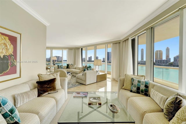 2 of 71 - 2600 Island Blvd 904, Aventura, FL