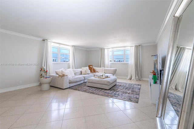 3 of 24 - 1811 Jefferson St 710, Hollywood, FL