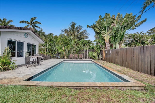 3 of 41 - 5230 Ne 20th Ave, Fort Lauderdale, FL