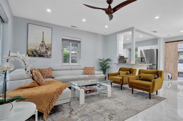4 of 41 - 5230 Ne 20th Ave, Fort Lauderdale, FL
