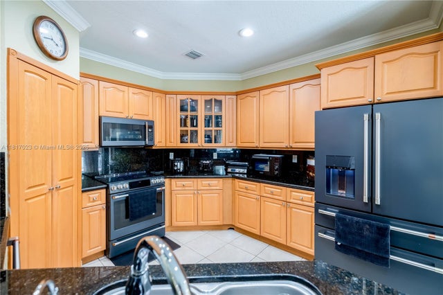 4 of 34 - 9111 Sw 162nd Ln, Palmetto Bay, FL