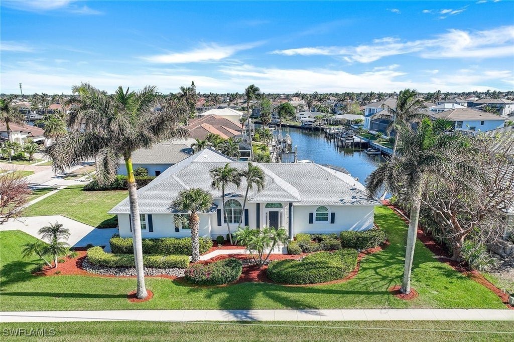 239 Castaways St, Marco Island