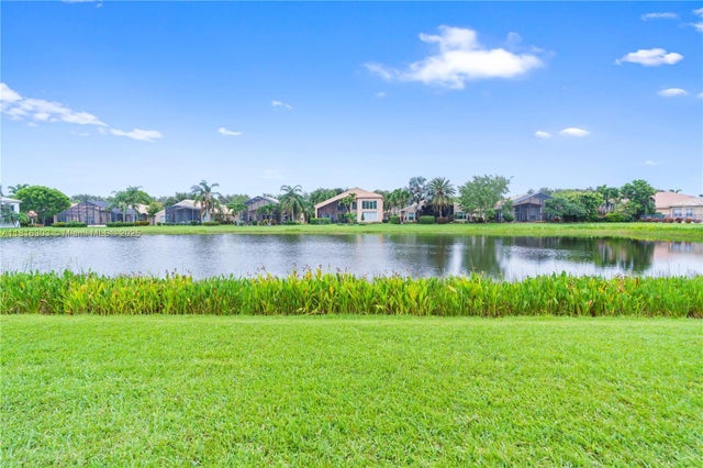 2 of 39 - 7215 Great Falls Cir, Boynton Beach, FL