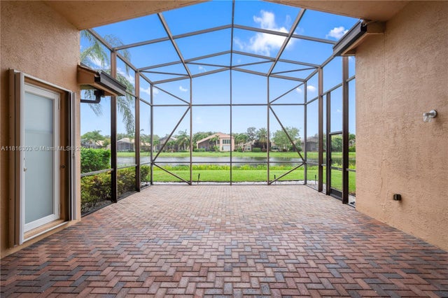5 of 39 - 7215 Great Falls Cir, Boynton Beach, FL