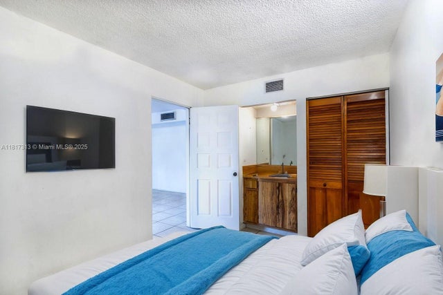 4 of 24 - 8420 Sw 133rd Ave Rd 419, Miami, FL