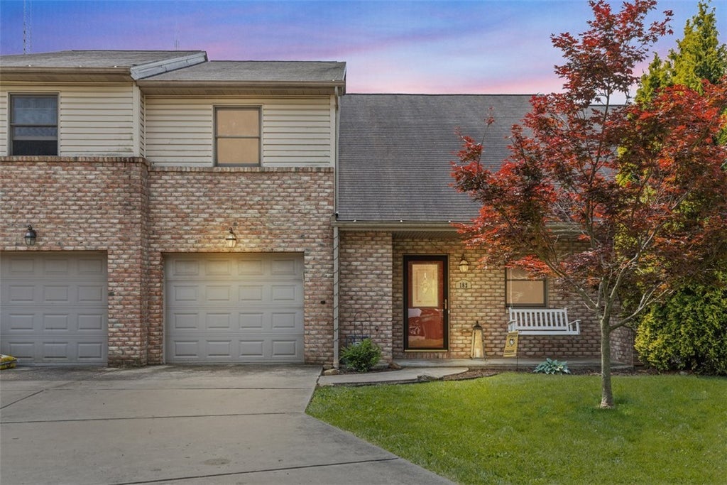 182 Cambria Hill Drive, East Deer