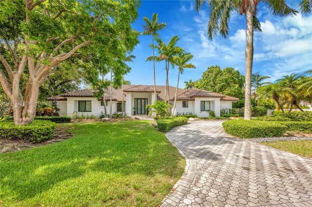 1 of 40 - 6730 Sw 141st St, Palmetto Bay, FL