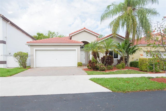 2 of 32 - 5402 Nw 110th Ave, Doral, FL