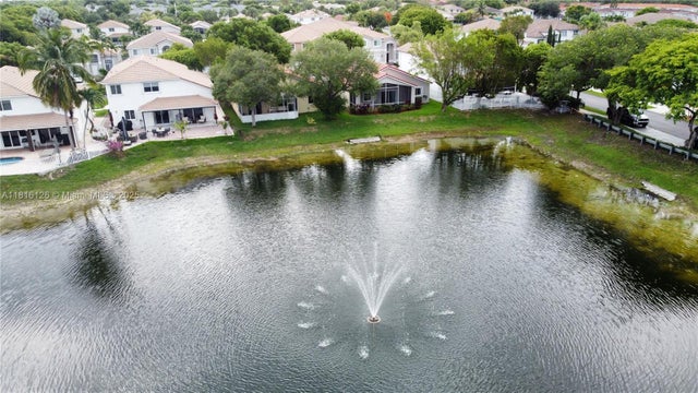 3 of 32 - 5402 Nw 110th Ave, Doral, FL