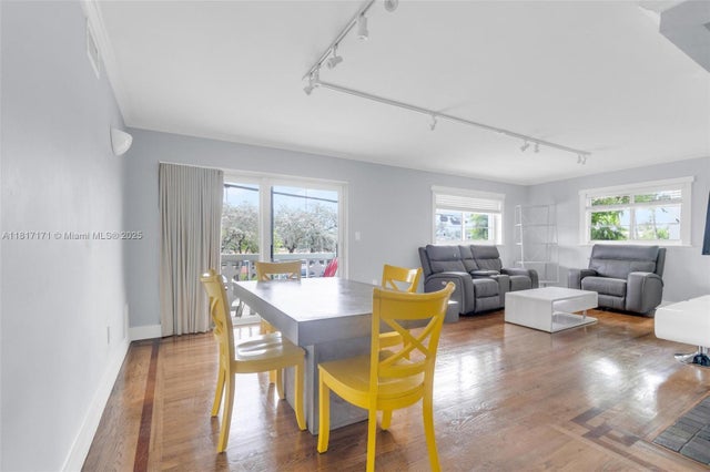 2 of 27 - 1100 11th St 208, Miami Beach, FL