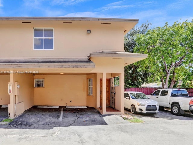 1 of 9 - 451 Ne 136th St I-101, North Miami, FL