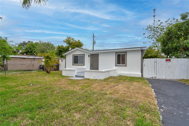2 of 42 - 6044 Sw 37th St, Miramar, FL