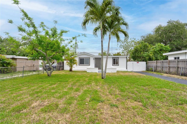 5 of 42 - 6044 Sw 37th St, Miramar, FL