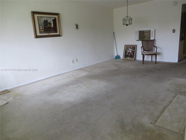 5 of 20 - 1400 Ne 191st St 308, Miami, FL