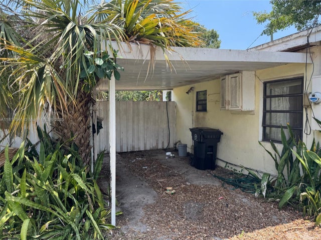 4 of 9 - 1134 Ne 5th Ter, Fort Lauderdale, FL