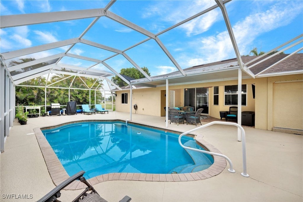 2223 Nw 25th Ter, Cape Coral