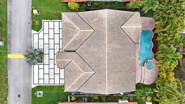 2 of 51 - 5976 Sw 88 Pl, Miami, FL