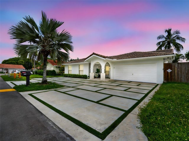 4 of 51 - 5976 Sw 88 Pl, Miami, FL