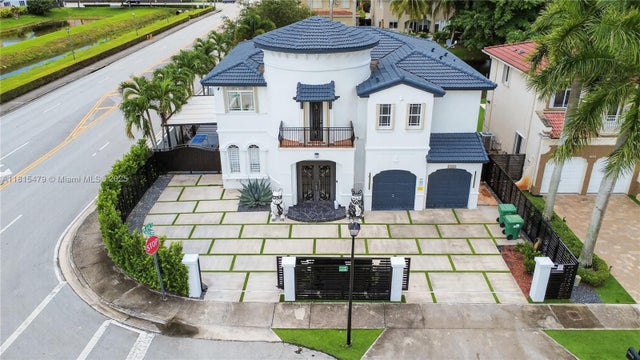 1 of 52 - 6403 Sw 162nd Path, Miami, FL