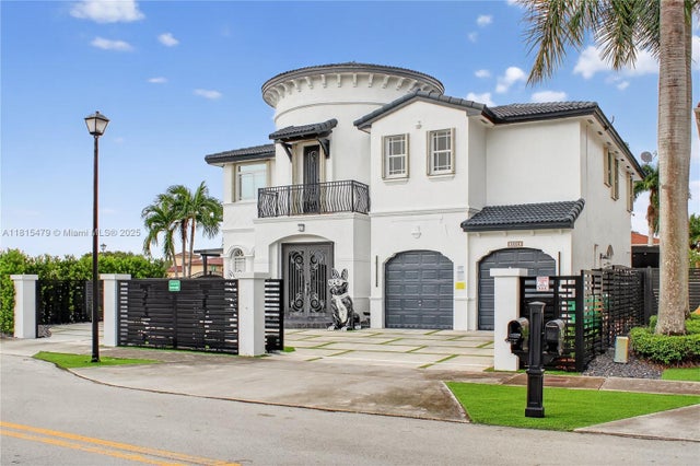 4 of 52 - 6403 Sw 162nd Path, Miami, FL