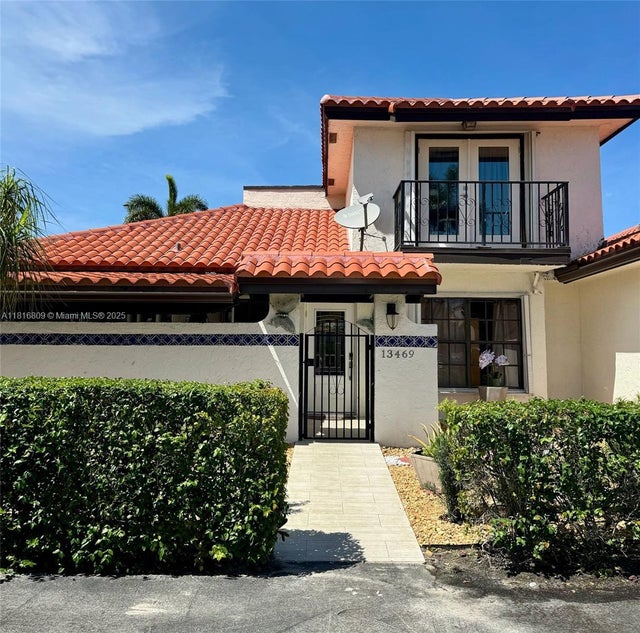 1 of 22 - 13469 Fountain View Blvd, Wellington, FL