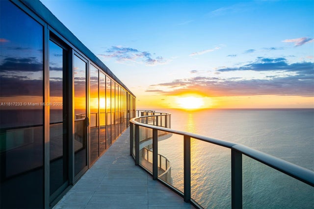 4 of 39 - 19575 Collins Ave Ph-43, Sunny Isles Beach, FL