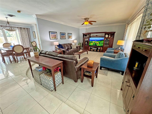 3 of 27 - 8230 Sw 150th Dr, Palmetto Bay, FL