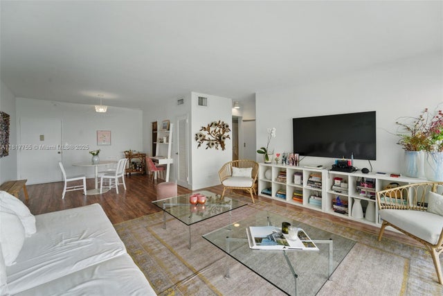 5 of 18 - 3 Island Ave 12j, Miami Beach, FL