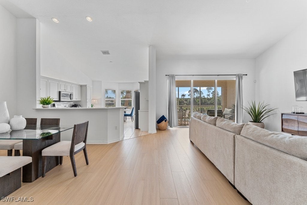 Photo of Listing #225050950