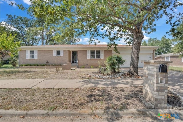 404 Oak Street, Copperas Cove