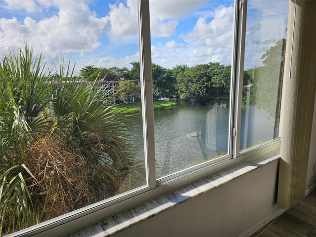 1 of 23 - 1103 Nw 58th Ter 417, Sunrise, FL