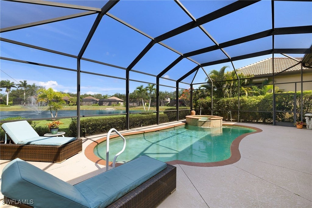 12650 Grandezza Cir, Estero